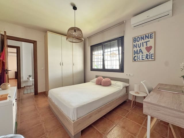 Image No.16-3 Bed Villa for sale