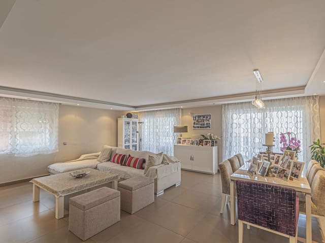 Image No.9-5 Bed Villa for sale