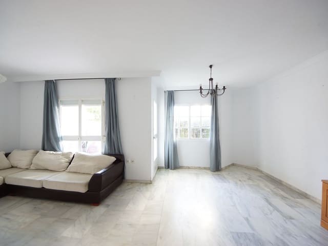 Image No.5-Appartement de 2 chambres à vendre à Estepona