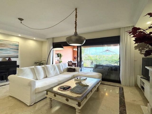 Image No.4-3 Bed Townhouse for sale