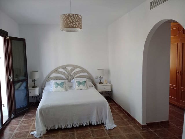 Image No.12-Appartement de 3 chambres à vendre à Estepona