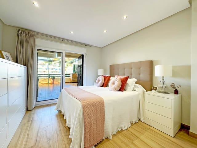 Image No.12-Appartement de 2 chambres à vendre à Estepona