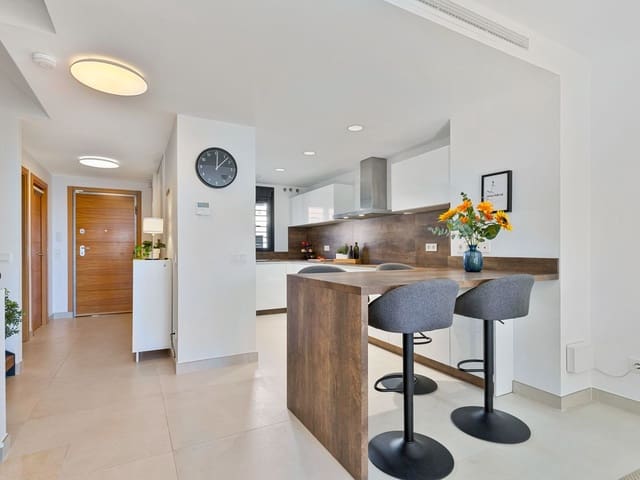 Image No.10-3 Bed Townhouse for sale