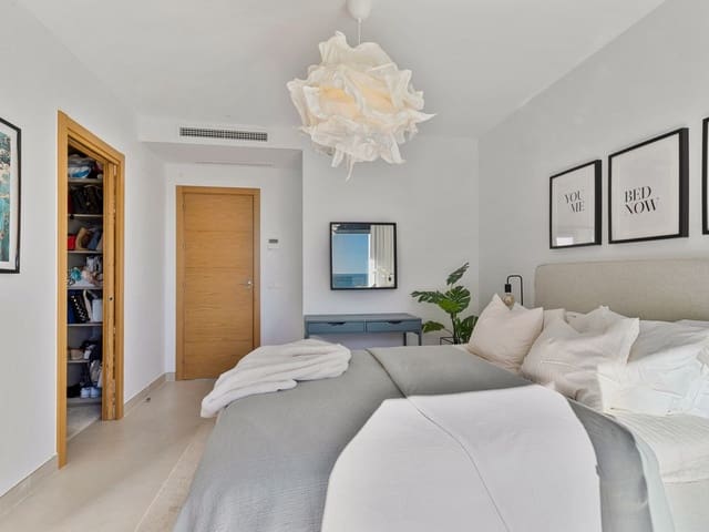 Image No.15-3 Bed Townhouse for sale