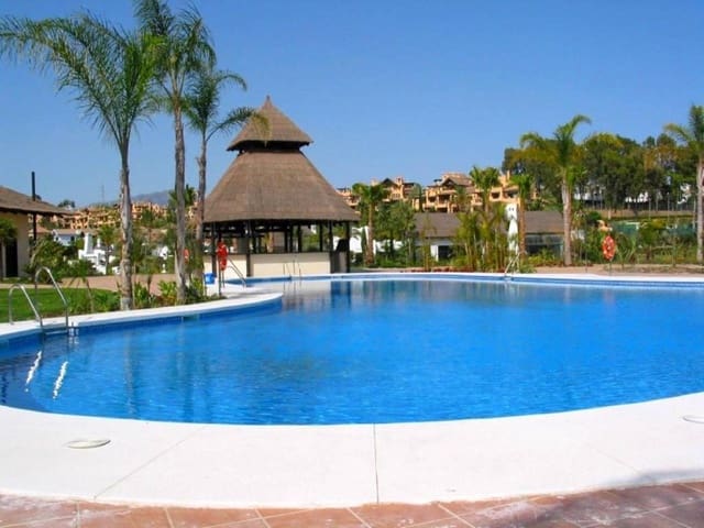 Image No.2-Appartement de 2 chambres à vendre à Estepona