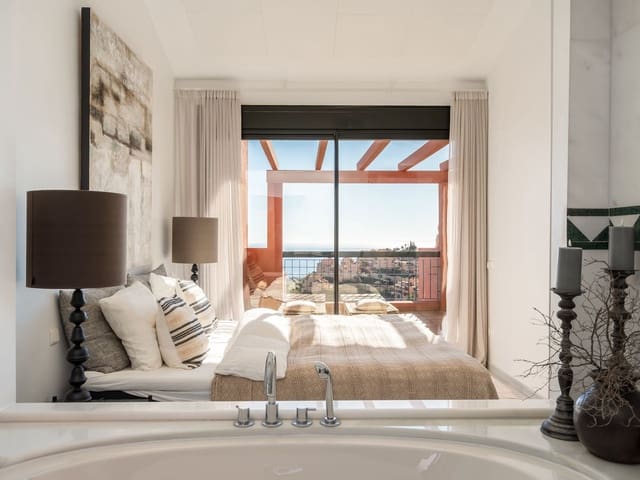 Image No.13-4 Bed Penthouse for sale