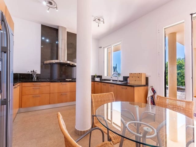 Image No.14-4 Bed Villa for sale