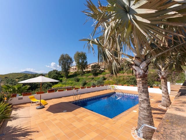 Image No.2-4 Bed Villa for sale