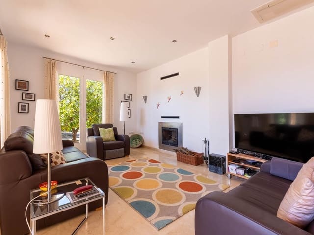 Image No.7-4 Bed Villa for sale