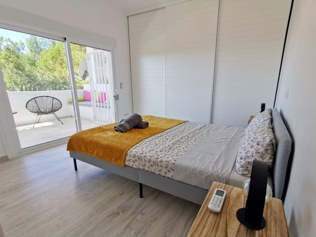 Image No.13-3 Bed Apartment for sale