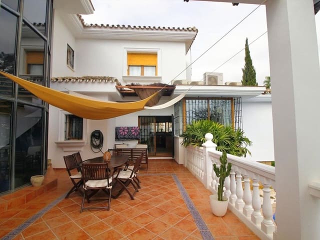 Image No.9-Villa de 6 chambres à vendre à Benalmadena