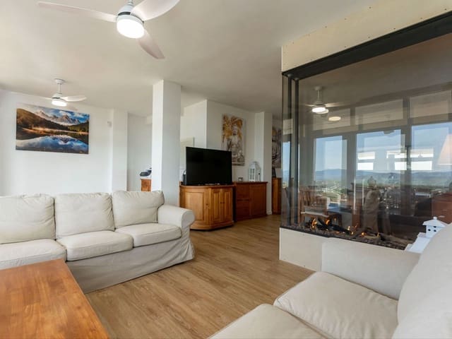 Image No.8-5 Bed Villa for sale