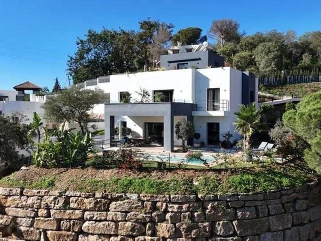 Image No.3-Villa de 4 chambres à vendre à Elviria