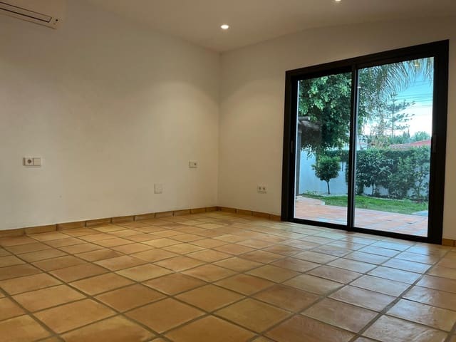 Image No.9-Villa de 3 chambres à vendre à Marbella