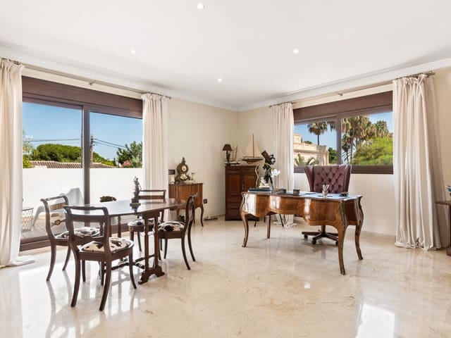 Image No.11-5 Bed Villa for sale