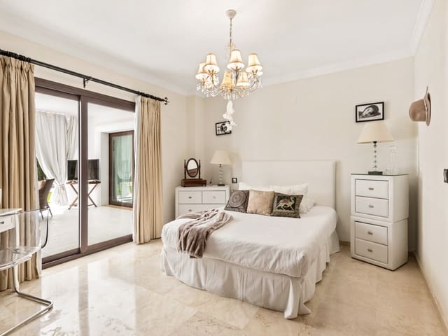 Image No.13-5 Bed Villa for sale