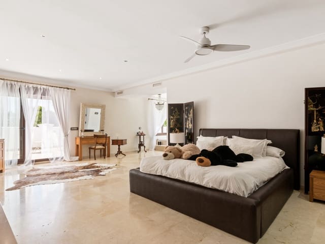 Image No.14-5 Bed Villa for sale