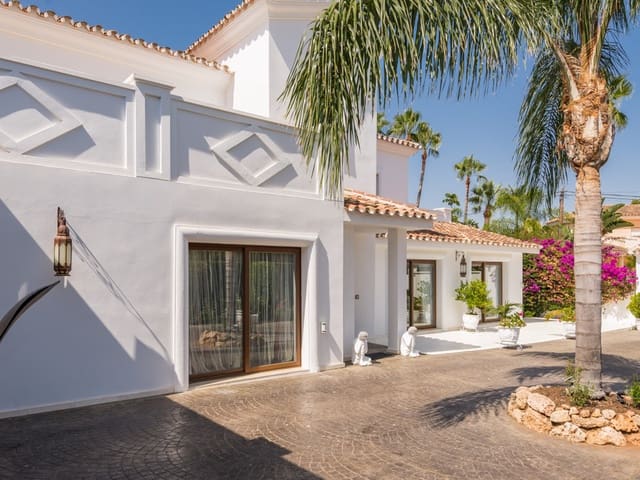 Image No.8-5 Bed Villa for sale