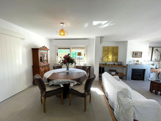 Image No.12-4 Bed Villa for sale