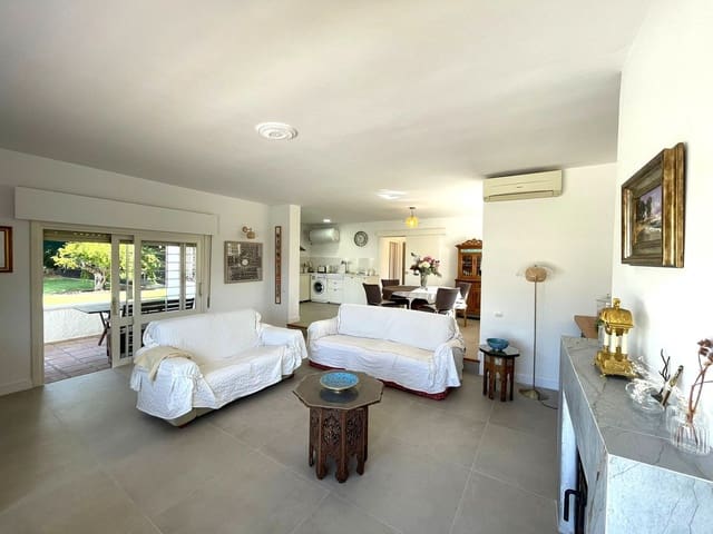 Image No.8-4 Bed Villa for sale