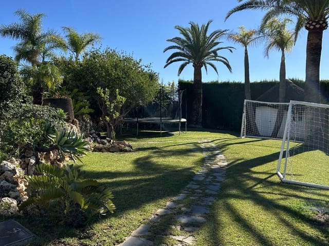 Image No.4-4 Bed Villa for sale