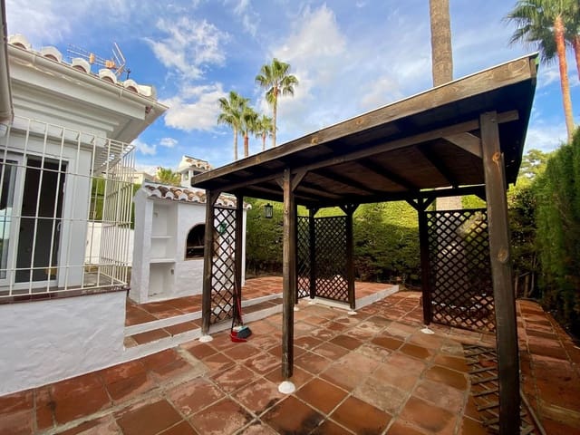 Image No.8-Villa de 3 chambres à vendre à Malaga