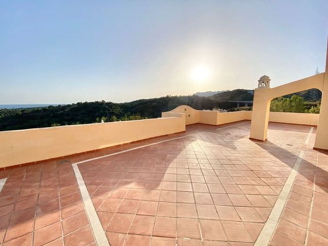Image No.5-3 Bed Penthouse for sale
