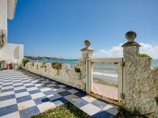 Image No.3-3 Bed Villa for sale