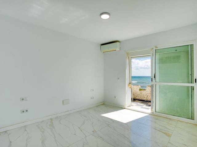 Image No.9-3 Bed Villa for sale