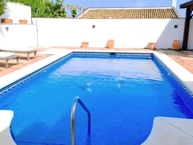 Image No.2-4 Bed Villa for sale