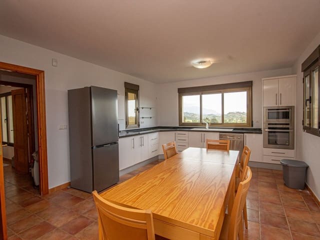 Image No.11-3 Bed Villa for sale