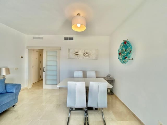 Image No.8-Appartement de 2 chambres à vendre à Estepona