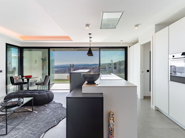 Image No.12-2 Bed Penthouse for sale