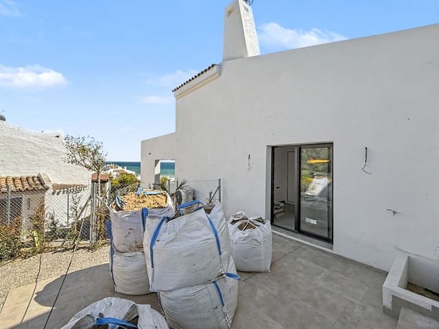 Image No.6-2 Bed Townhouse for sale