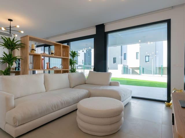 Image No.8-4 Bed Townhouse for sale