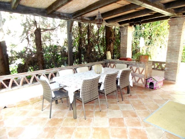 Image No.8-4 Bed Townhouse for sale