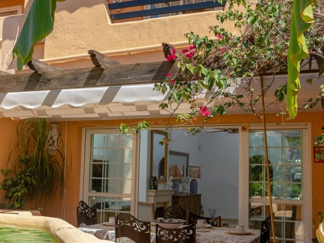 Image No.4-3 Bed Townhouse for sale