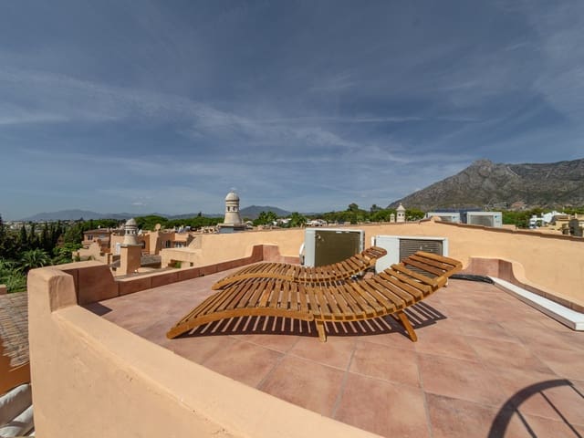 Image No.6-3 Bed Townhouse for sale