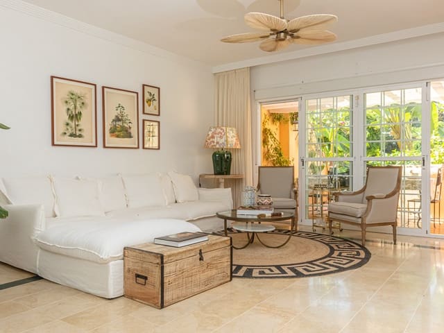 Image No.9-3 Bed Townhouse for sale