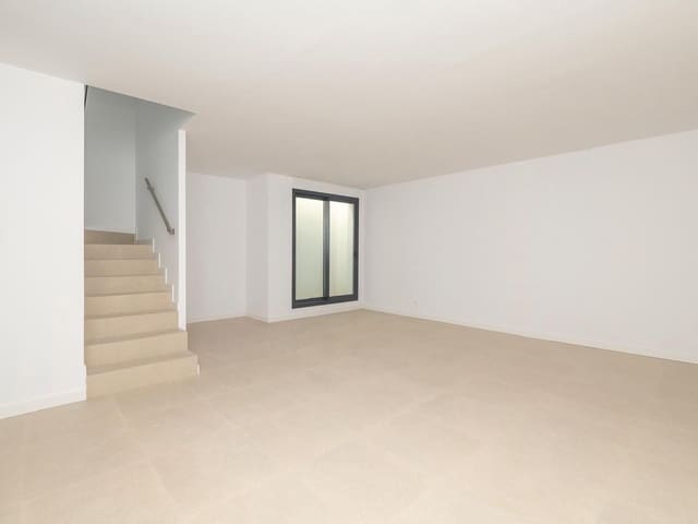 Image No.6-3 Bed Townhouse for sale