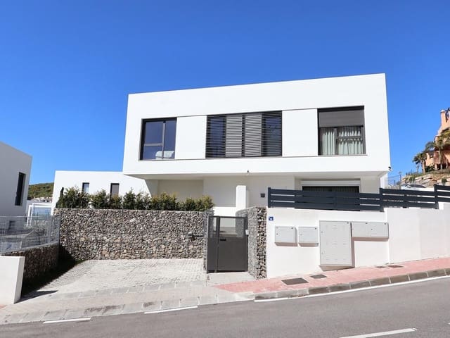 Image No.3-3 Bed Townhouse for sale