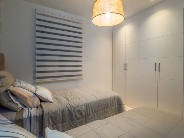 Image No.20-2 Bed Apartment for sale