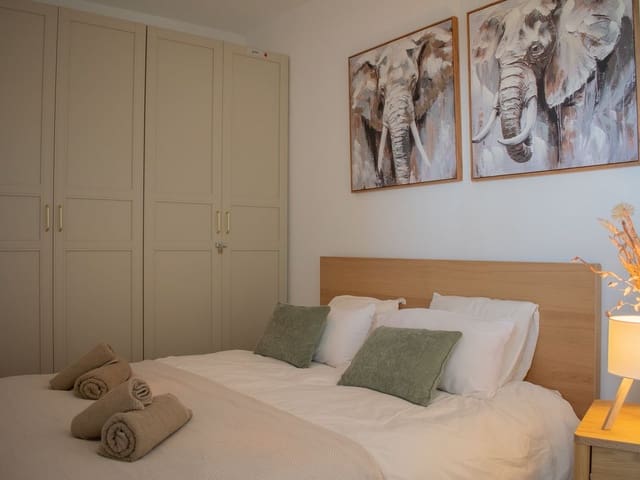 Image No.10-2 Bed Apartment for sale