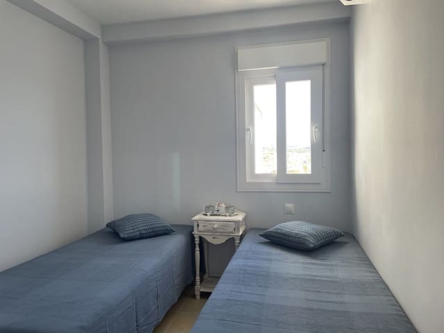 Image No.14-3 Bed Apartment for sale