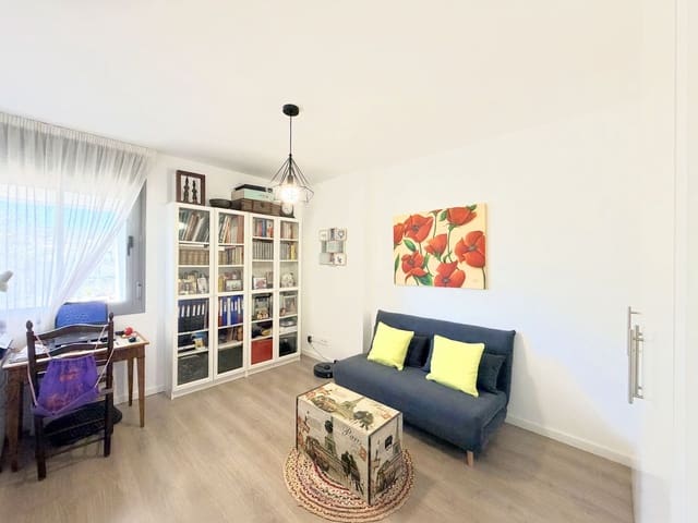 Image No.15-3 Bed Apartment for sale