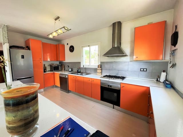 Image No.10-3 Bed Villa for sale