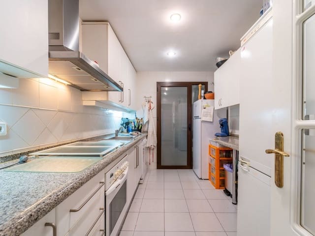 Image No.11-3 Bed Apartment for sale
