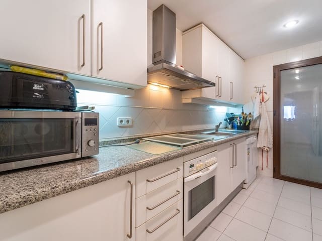 Image No.12-3 Bed Apartment for sale