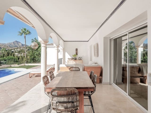 Image No.8-4 Bed Villa for sale