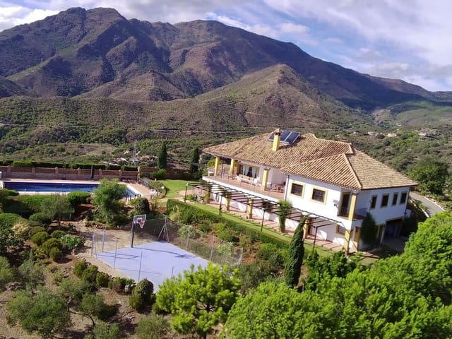 Image No.10-5 Bed Country House for sale